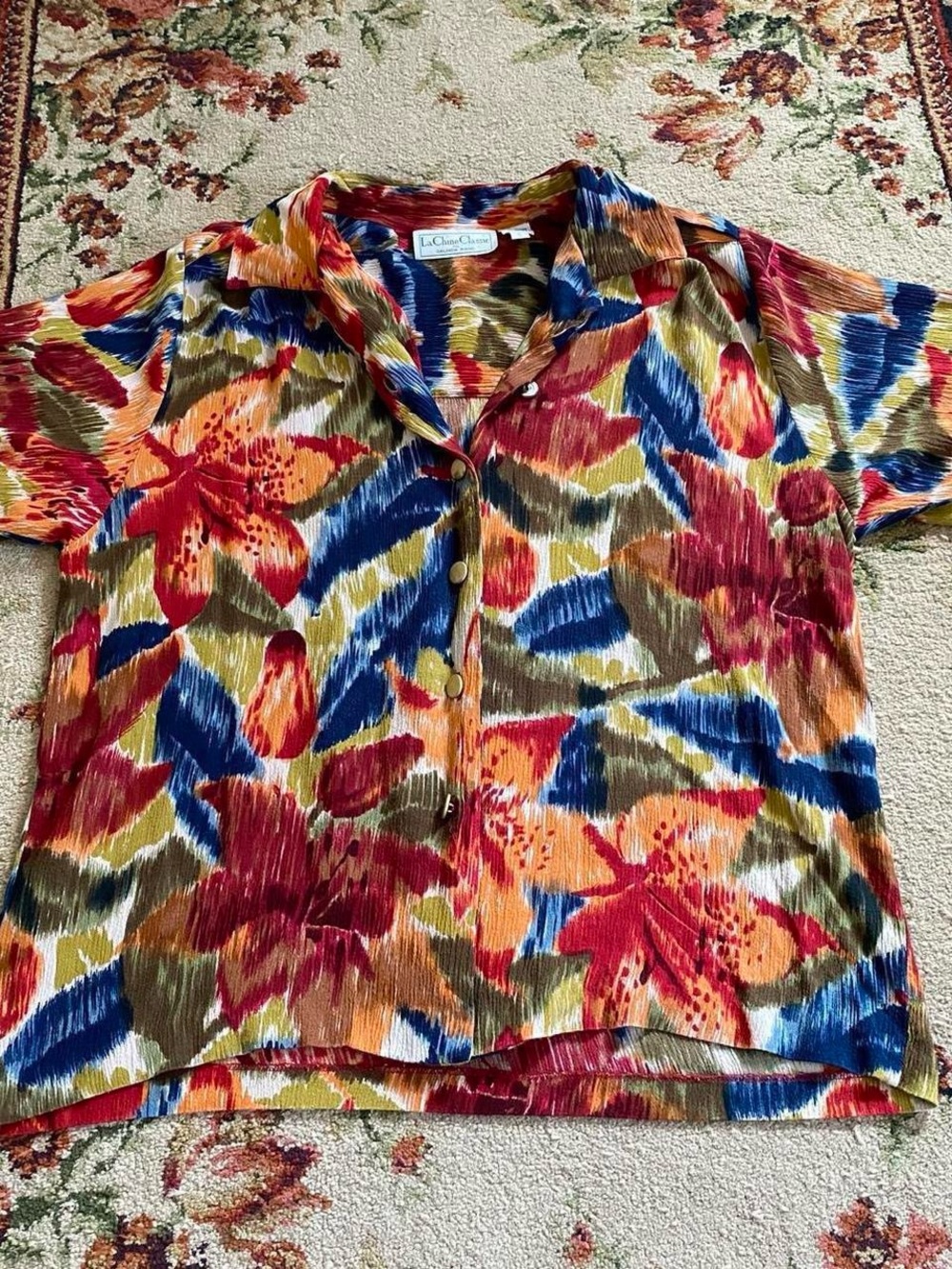 La Chine Classic funky 80s floral patterned button up